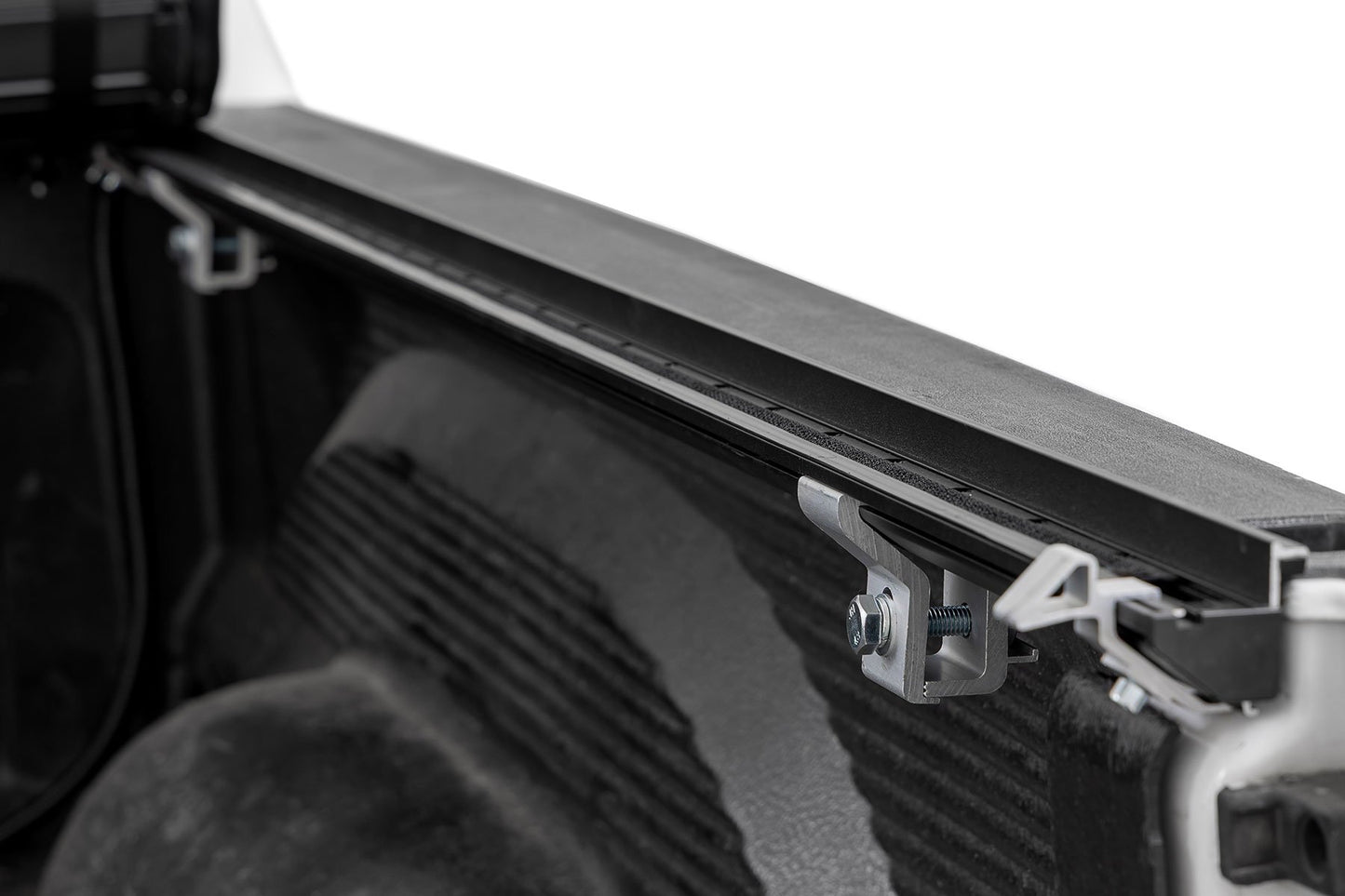 Hard Roll Up Cover | 5'7" Bed | Ram 1500 (09-18)