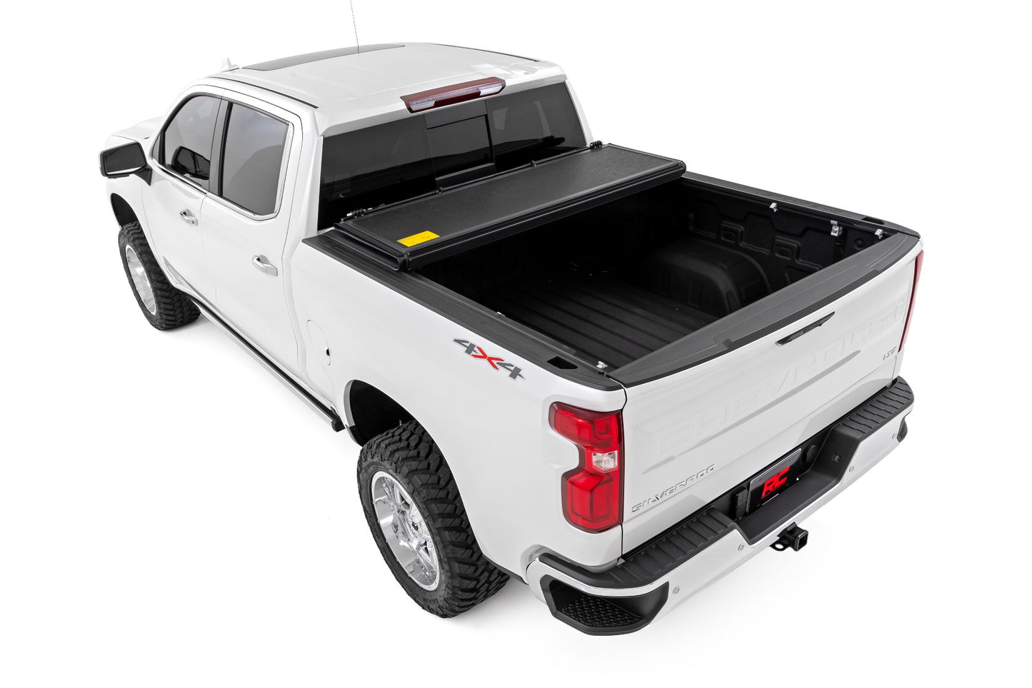 Hard Low Profile Bed Cover | 5'10" Bed | Chevy/GMC 1500 (19-23)