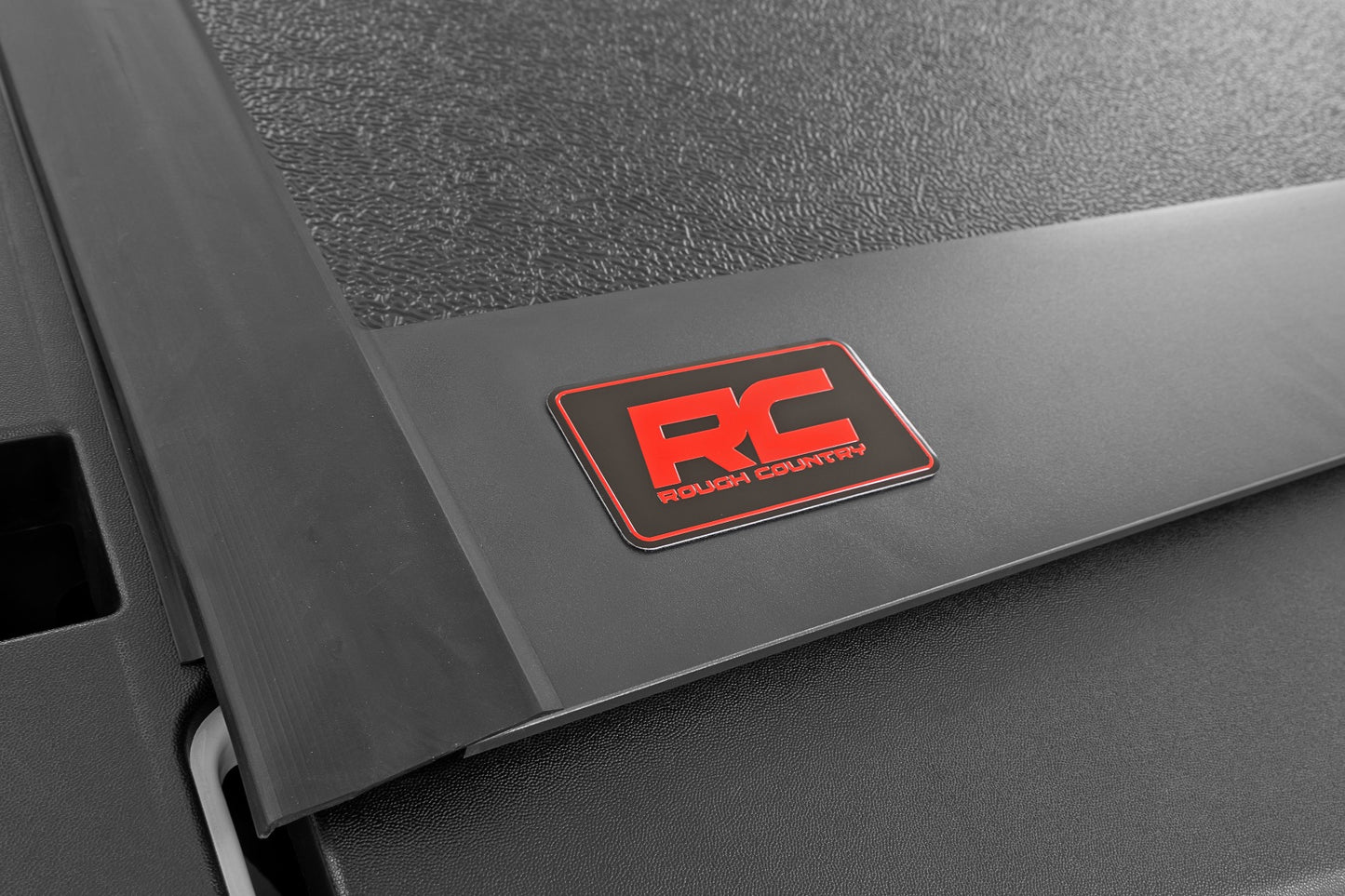 Hard Low Profile Bed Cover | 5'7" Bed | No Rambox | Ram 1500 (19-23)/1500 TRX (21-23)