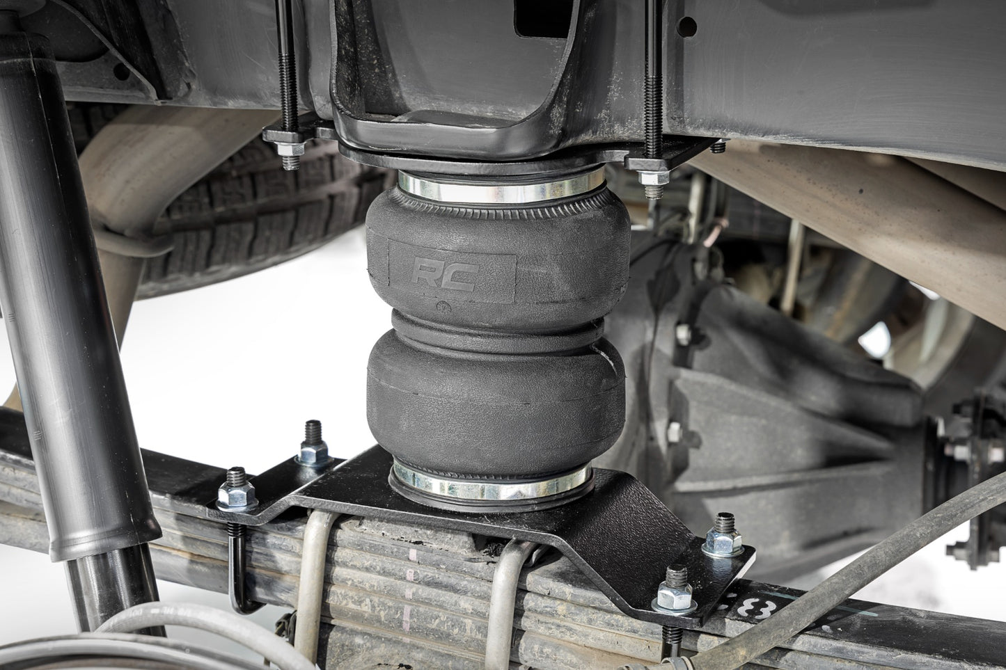 Air Spring Kit w/compressor | 0-6" Lifts | Toyota Tundra (07-21)