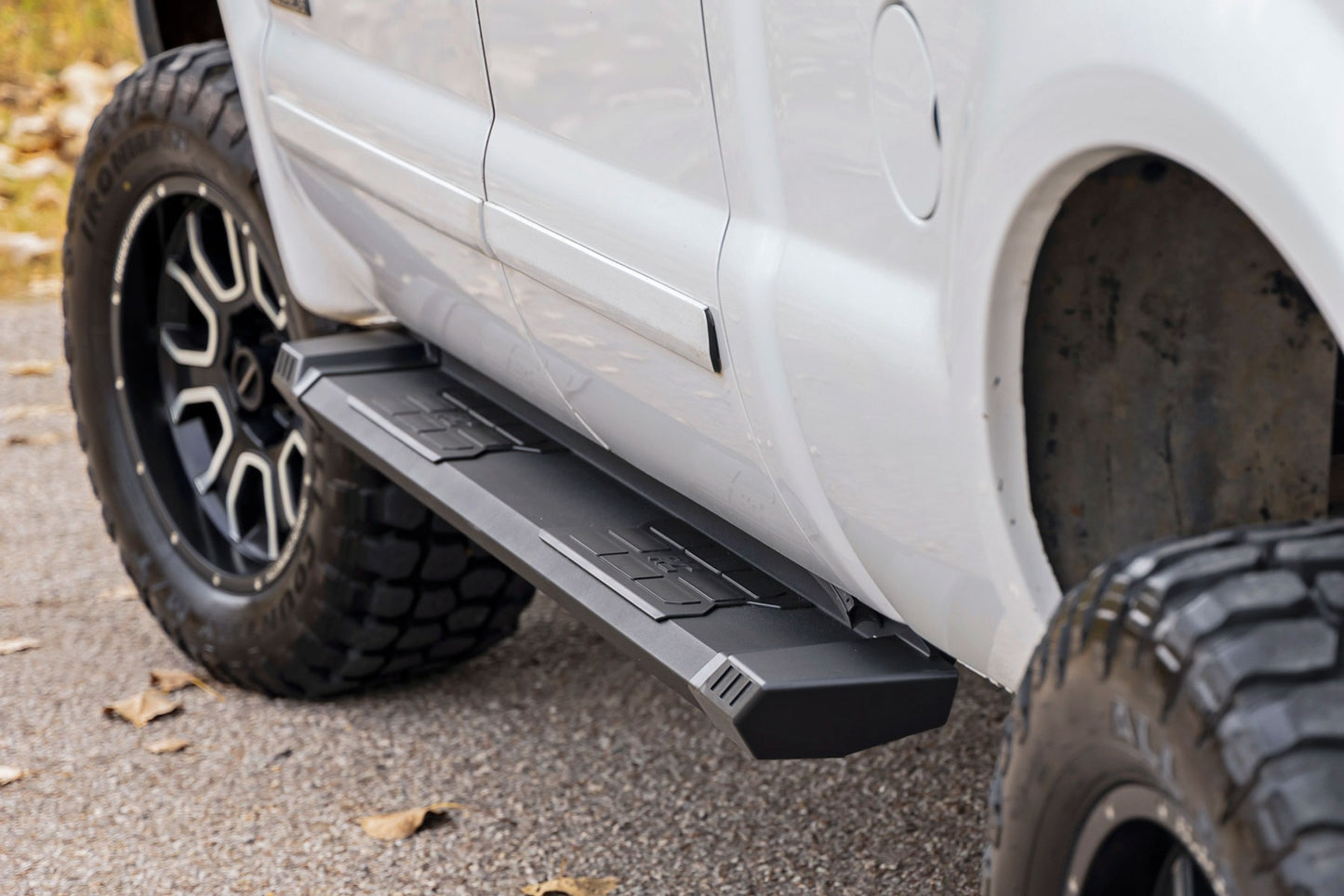 HD2 Running Boards | Super Crew Cab | Ford F-250/F-350 Super Duty (99-16)