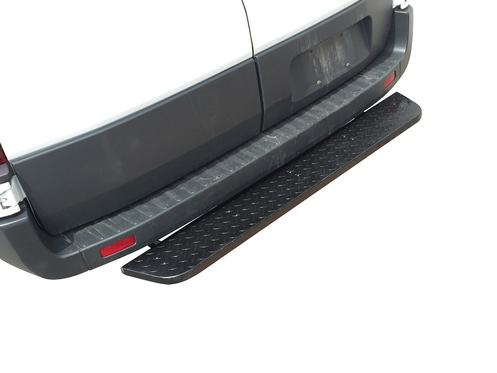 Vanguard Black Powdercoat Rear Guards Rear Step Boards Bumper Guard for 2015-2024 ford transit-350 nan