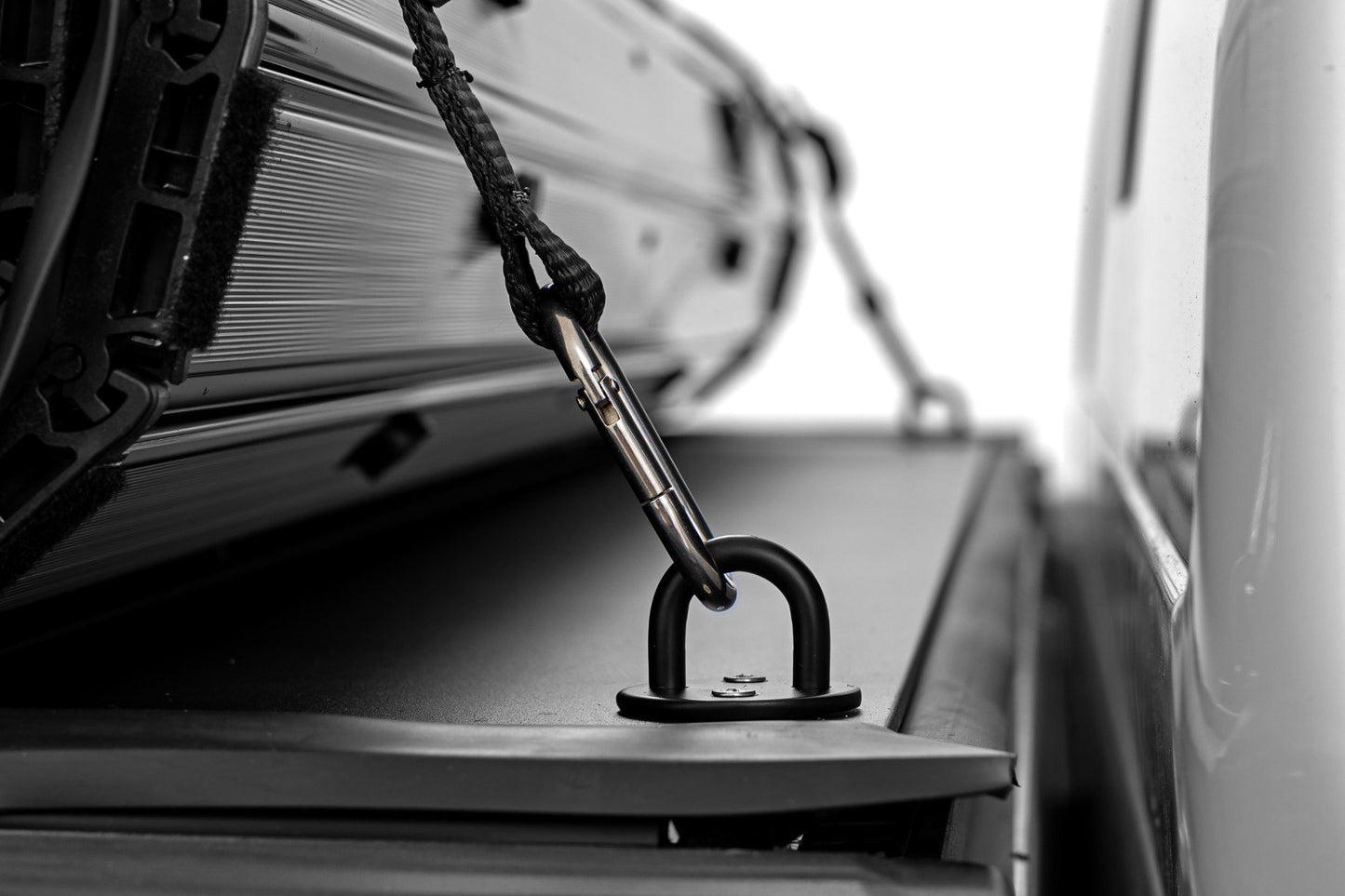 Hard Roll Up Bed Cover | 5' Bed | Ford Ranger 2WD/4WD (19-23)