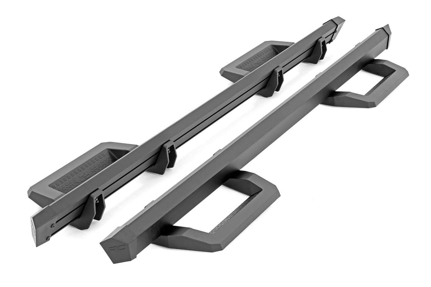SR2 Adjustable Aluminum Steps | Crew Cab | Toyota Tundra (22-23)