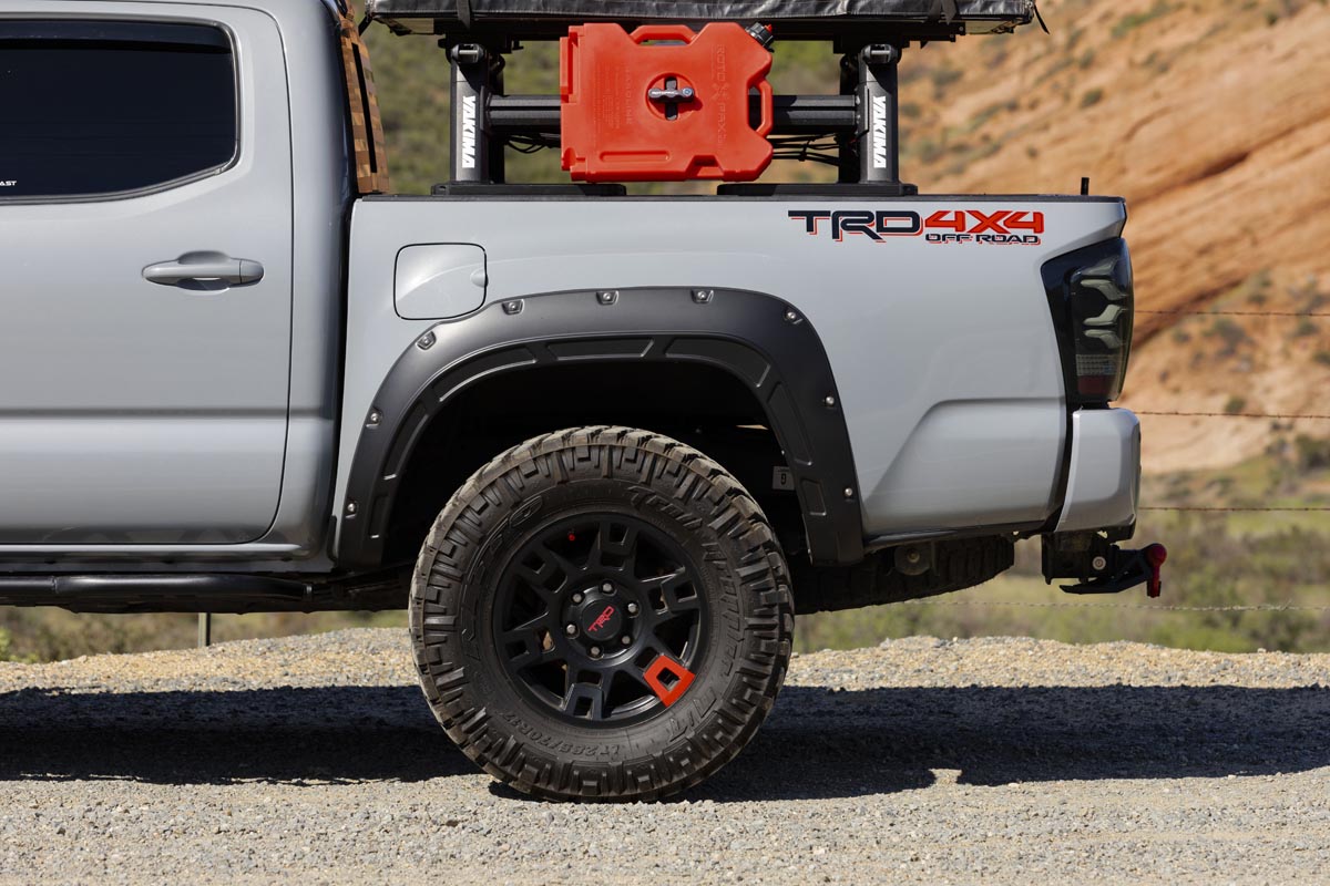 Defender Pocket Fender Flares | 1D6 Silver Sky Metallic | Toyota Tacoma (16-23)