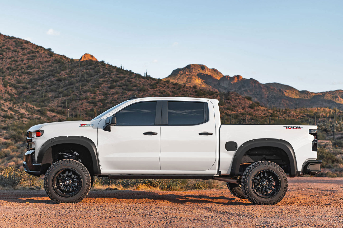 Pocket Fender Flares | GAZ Summit White | Chevy Silverado 1500 (19-21)