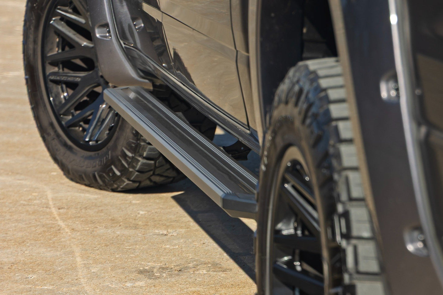 Multi-Color LED Running Boards | Crew Cab | Ram 1500 (19-25)/1500 TRX (21-24)