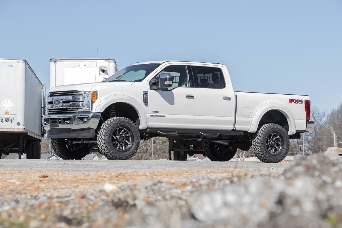 4.5 Inch Lift Kit | C/O V2 | Ford F-250/F-350 Super Duty 4WD (17-22)
