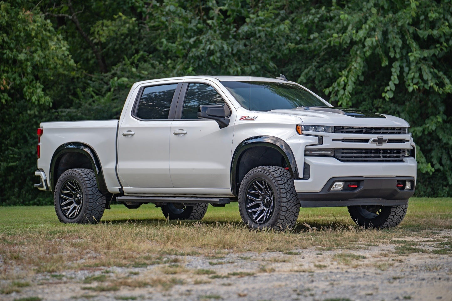 Hood Scoop | GB8 Mosaic Black | 2019-2024 Silverado 1500