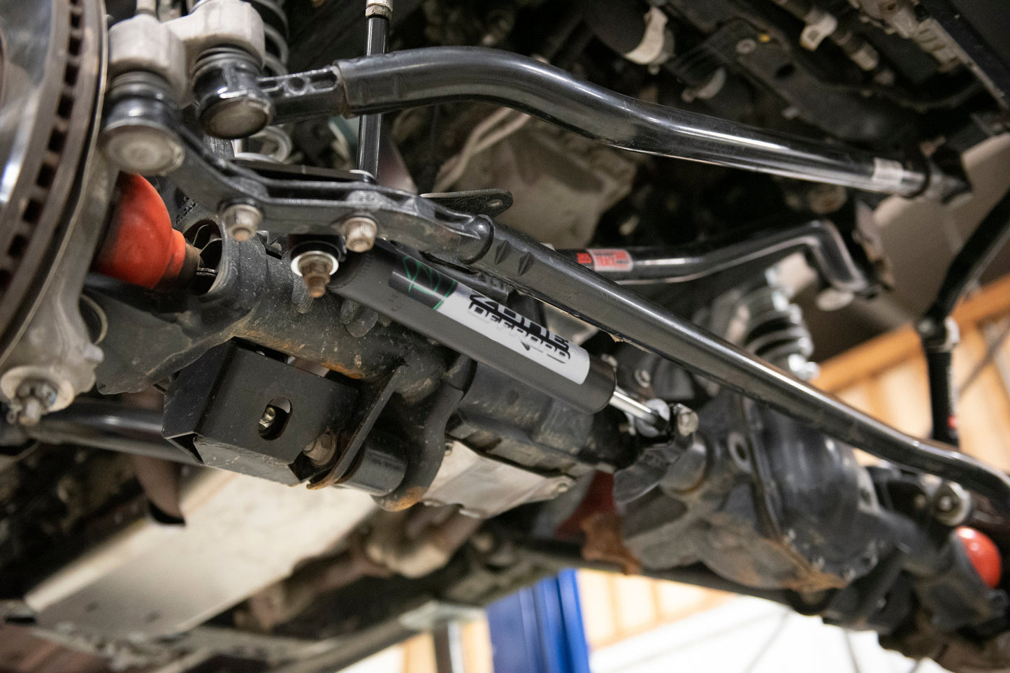 Single Steering Stabilizer | Jeep Wrangler JL (18-26) and Gladiator JT (20-26)