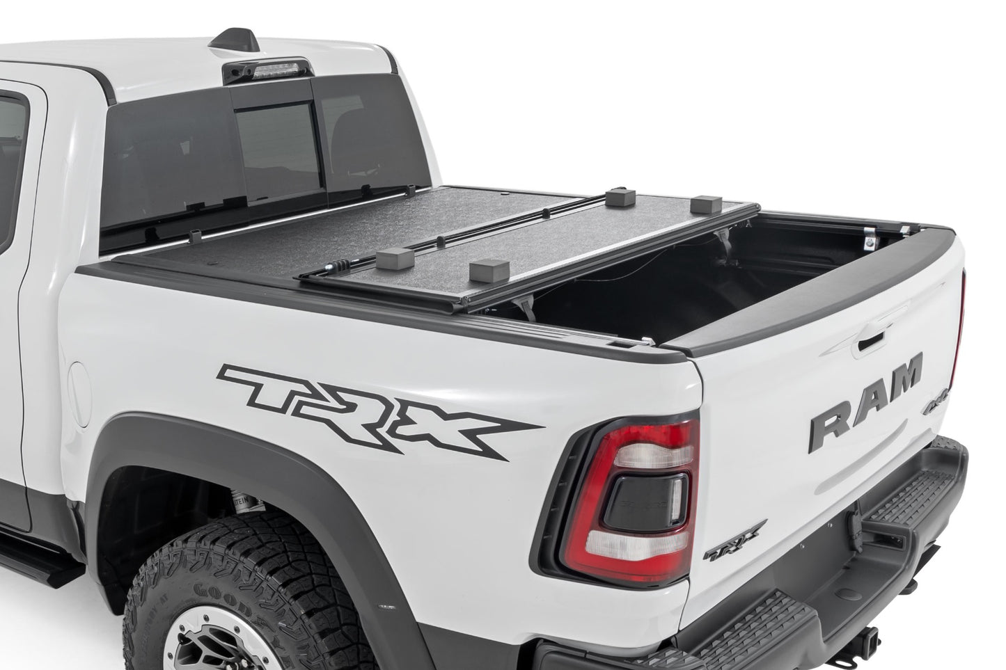 Hard Low Profile Bed Cover | 5'7" Bed | No Rambox | Ram 1500 (19-23)/1500 TRX (21-23) - Off Road Canada