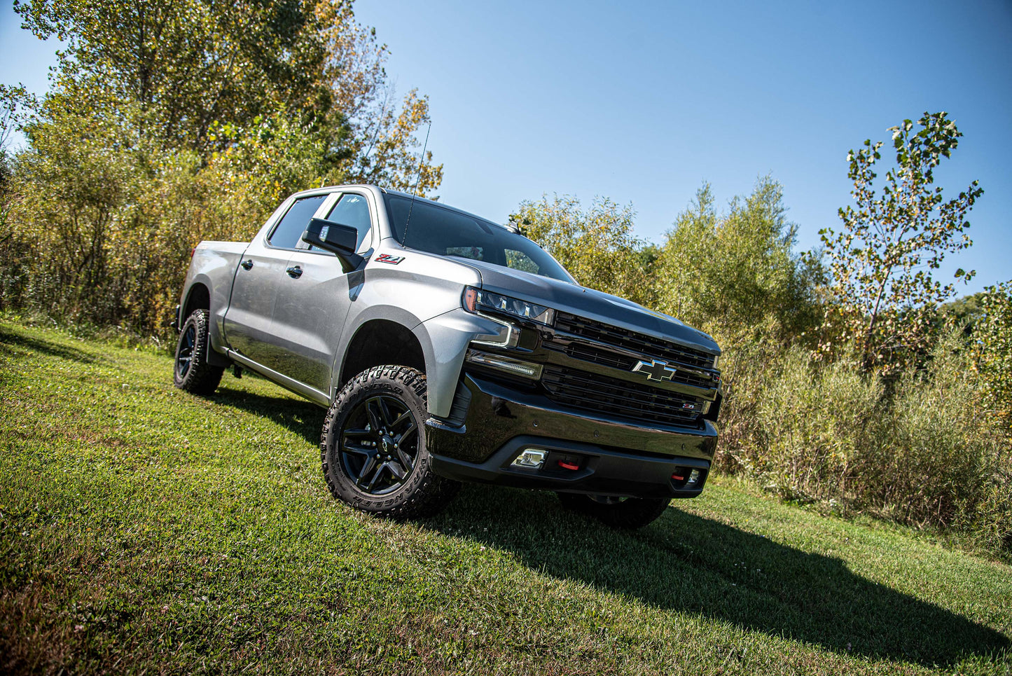 2 Inch Lift Kit | FOX 2.0 Snap Ring Strut | Chevy Silverado or GMC Sierra 1500 (19-23) 4WD