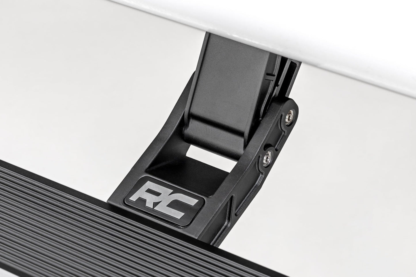 Power Running Boards | HT-Series | Super Cab | Ford F-150/Lightning (2015-2026)