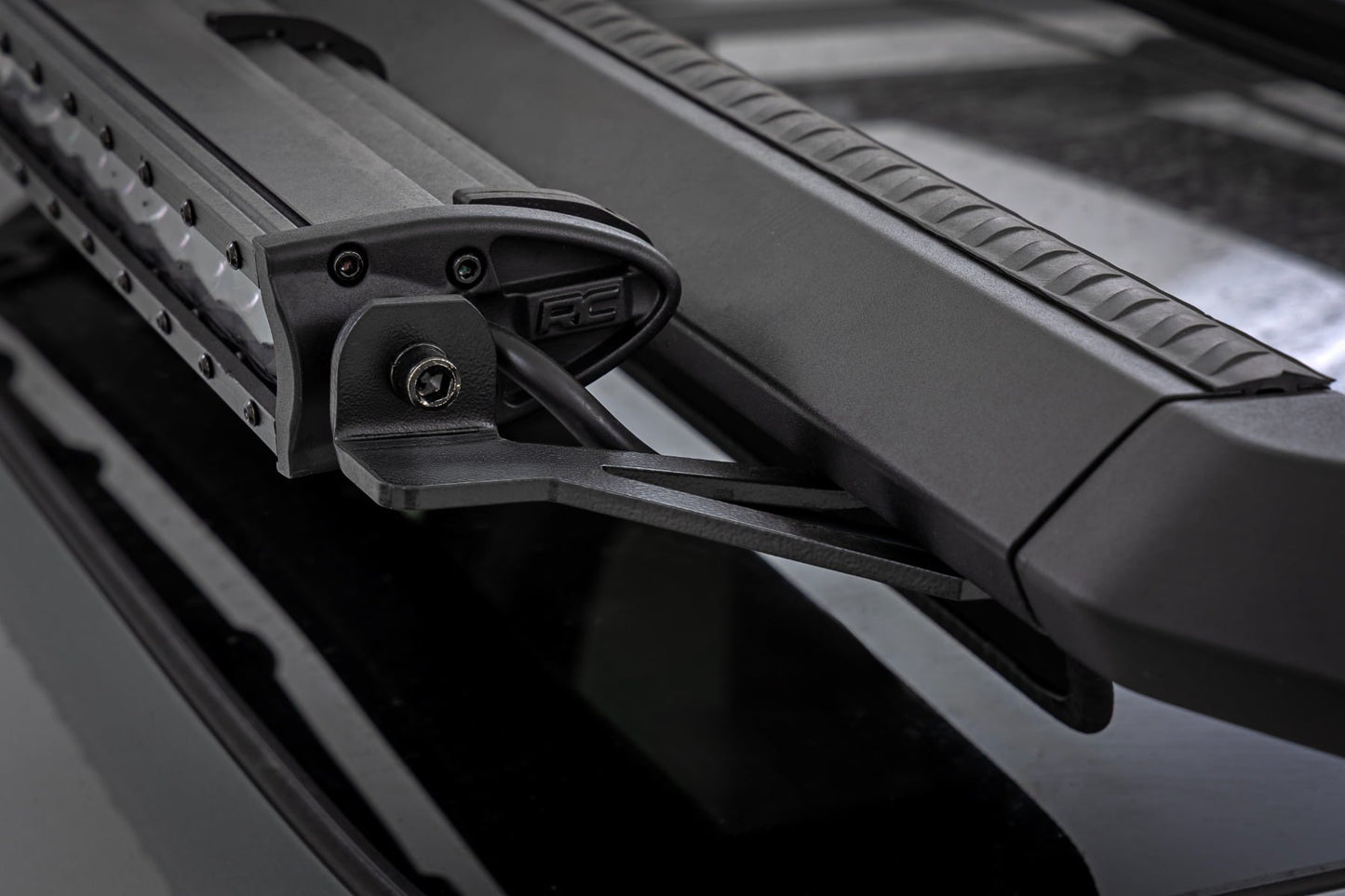 30-Inch LED Light Kit | Roof Rack | Mitsubishi Outlander (2022-2026)