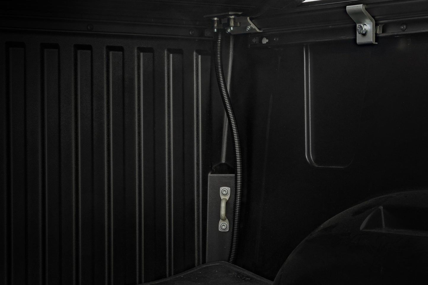 Hard Roll Up Bed Cover | 5'7" Bed | Toyota Tundra 2WD/4WD (2022-2025)