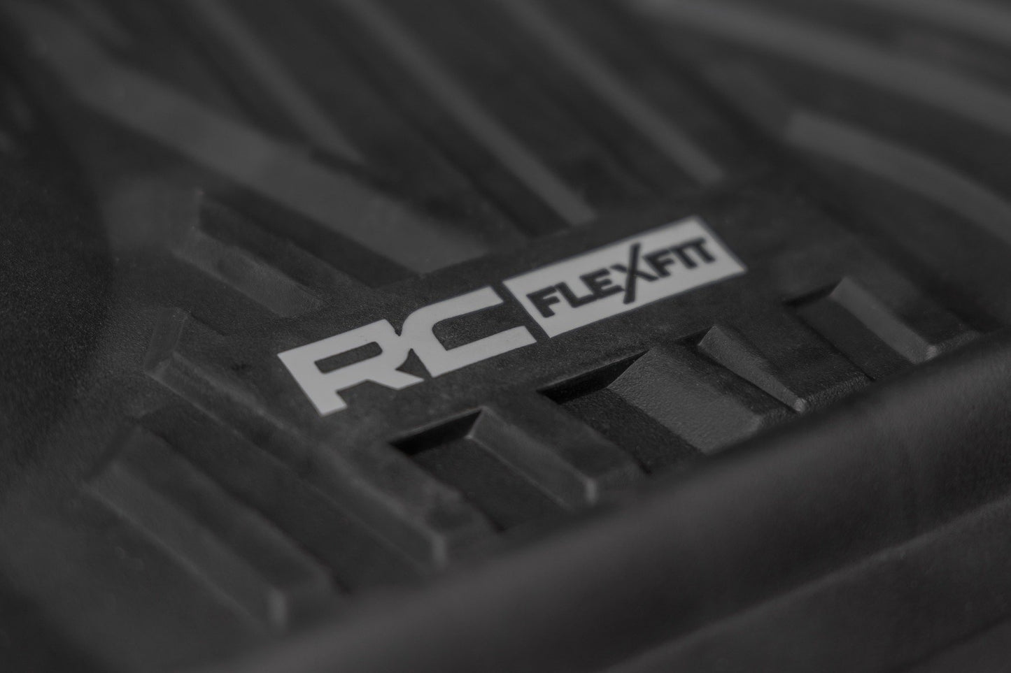 Flex-Fit Floor Mats | FR & RR | FR Bucket | Crew | Chevy/GMC 1500/2500HD/3500HD (14-18)