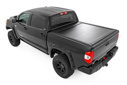 Manual Retractable Bed Cover | 5'7" Bed | Toyota Tundra 2WD/4WD (2007-2021)