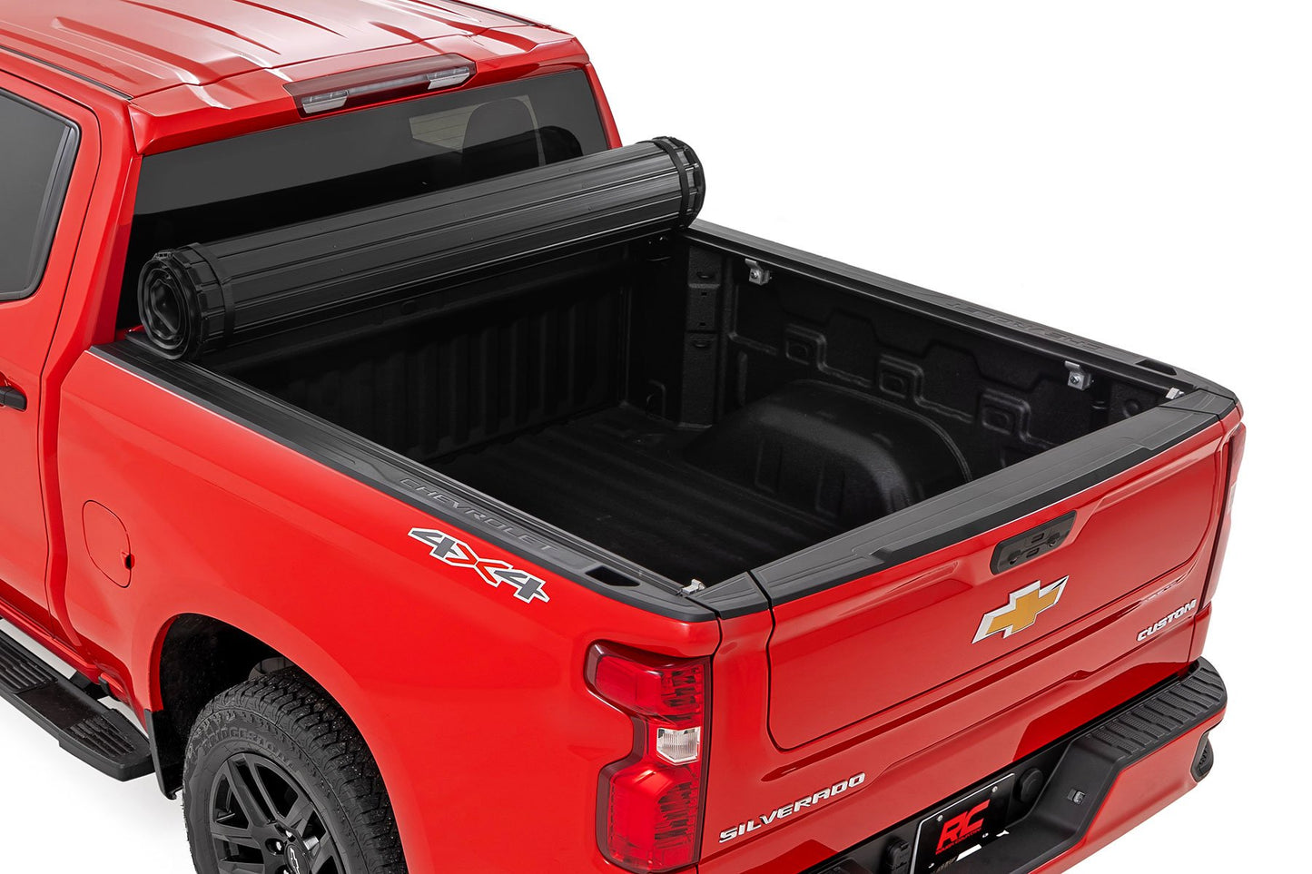 Hard Roll Up Bed Cover | 6'7" Bed | GM 1500 2WD/4WD (19-25)