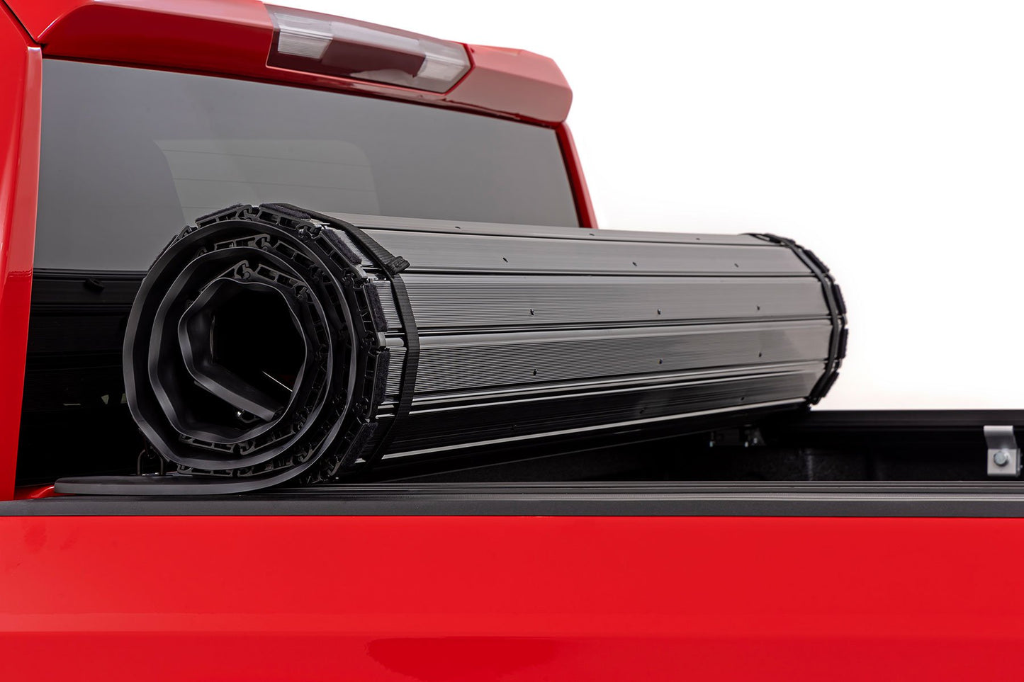 Hard Roll Up Bed Cover | 6'7" Bed | GM 1500 2WD/4WD (19-25)