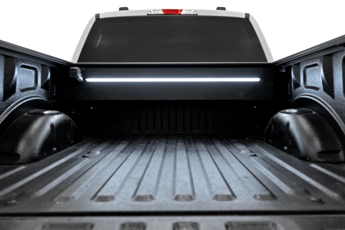 Powered Retractable Bed Cover | 5'7" Bed | Ford F-150 (15-25)