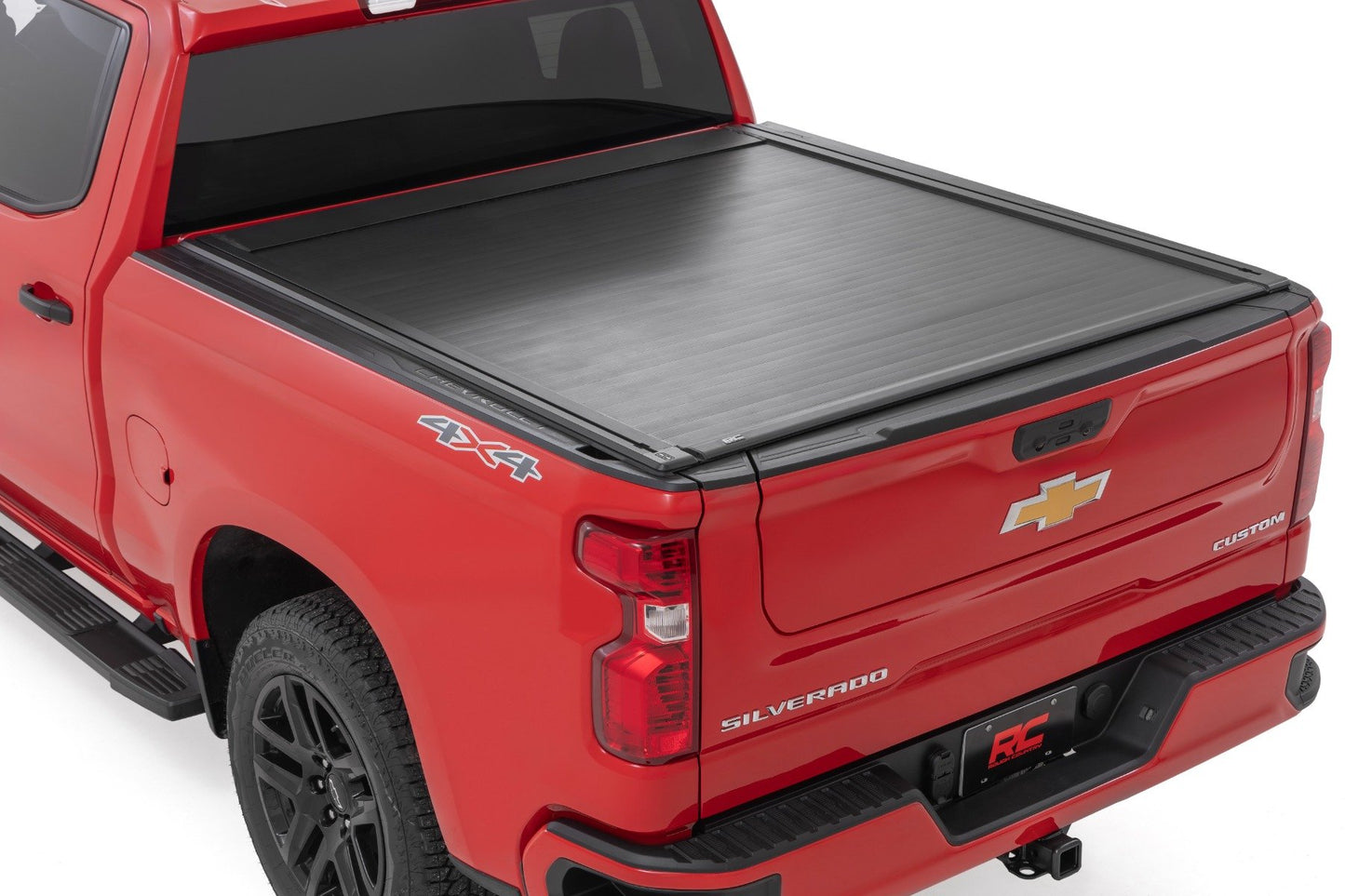 Powered Retractable Bed Cover | 5'10" Bed | Chevy/GMC 1500 (19-25)