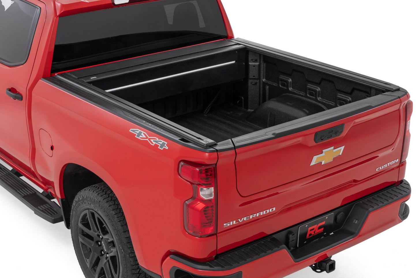 Powered Retractable Bed Cover | 5'10" Bed | Chevy/GMC 1500 (19-25)