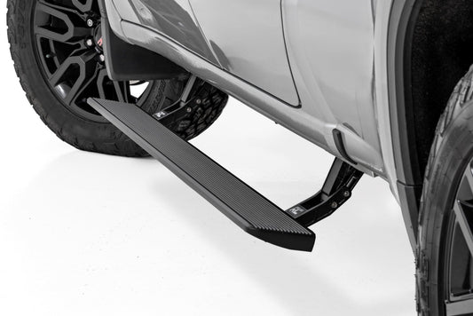 Power Running Boards | Double Cab | Chevy/GMC 1500/2500HD/3500HD (19-26)