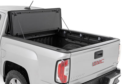 Hard Tri-Fold Flip Up Bed Cover | 5' Bed | Chevy/GMC Canyon/Colorado (15-24)