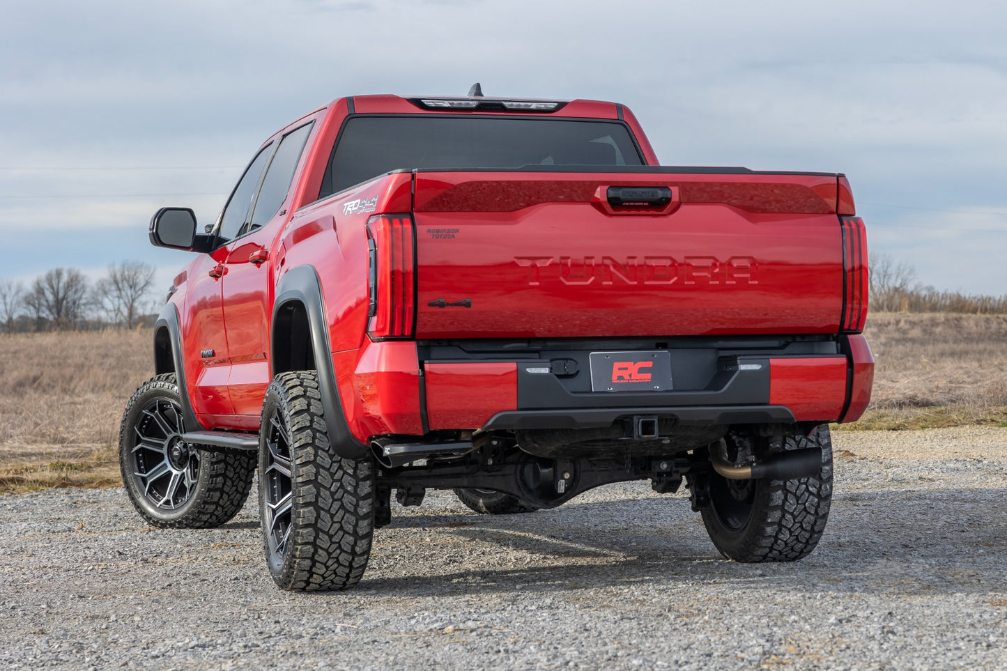 OV2 Running Boards | Side Step Bars | Crew Cab | Toyota Tundra (2022-2024)