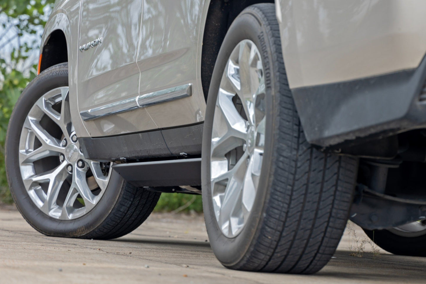 Power Running Boards | Dual Electric Motor | Chevy/GMC Tahoe/Yukon (21-24)