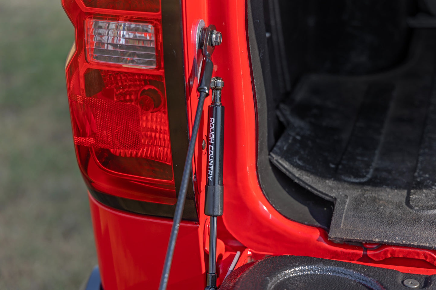 Tailgate Assist | Chevy/GMC 1500/2500HD (2007-2018)