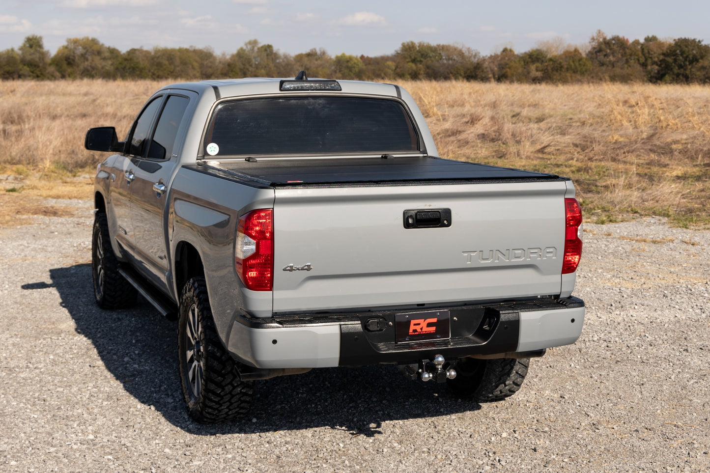 Hard Tri-Fold Flip Up Bed Cover | 5'7" Bed | Toyota Tundra (07-21)