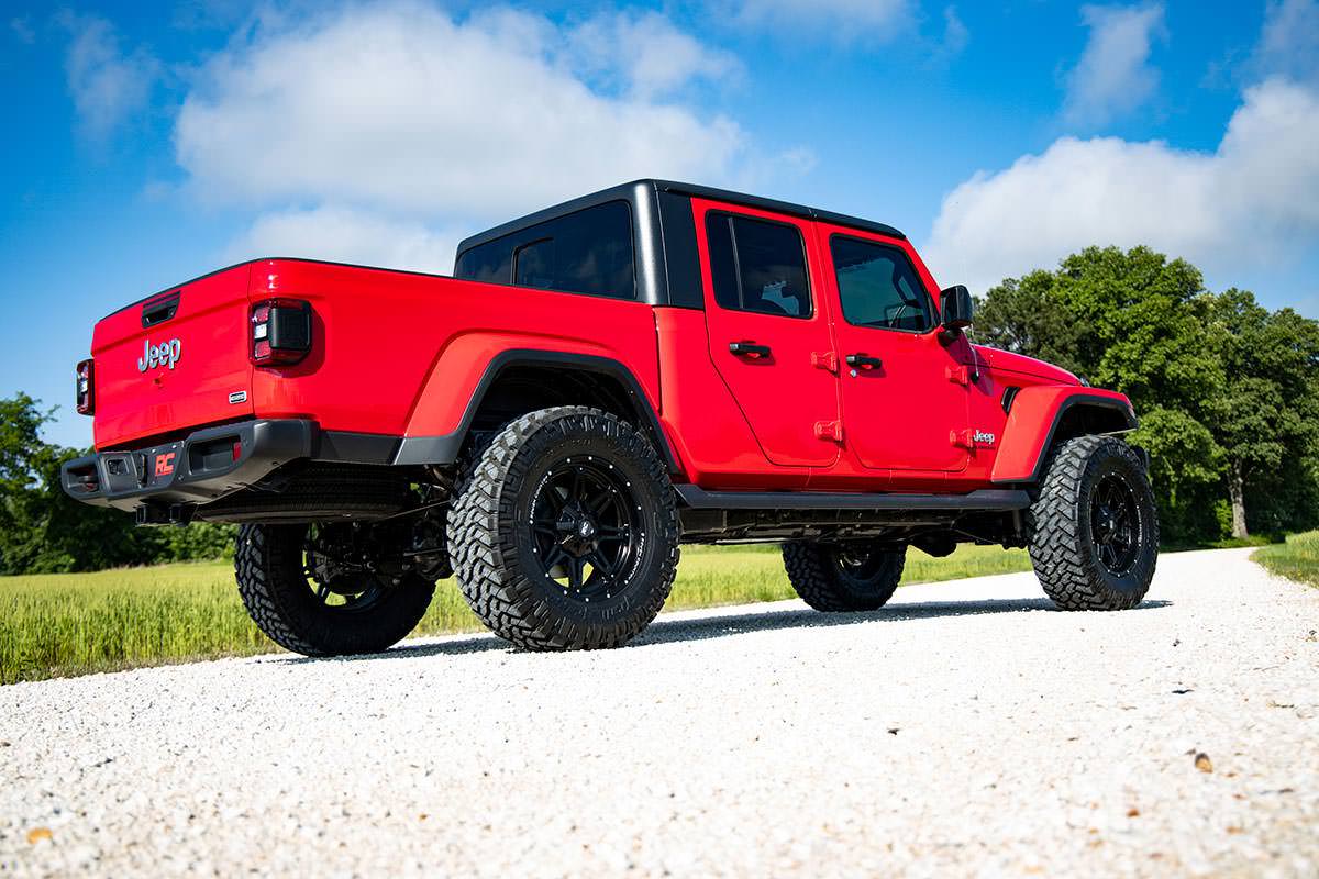 3.5 Inch Lift Kit | Spacers | M1 | Jeep Gladiator JT 4WD (2024)