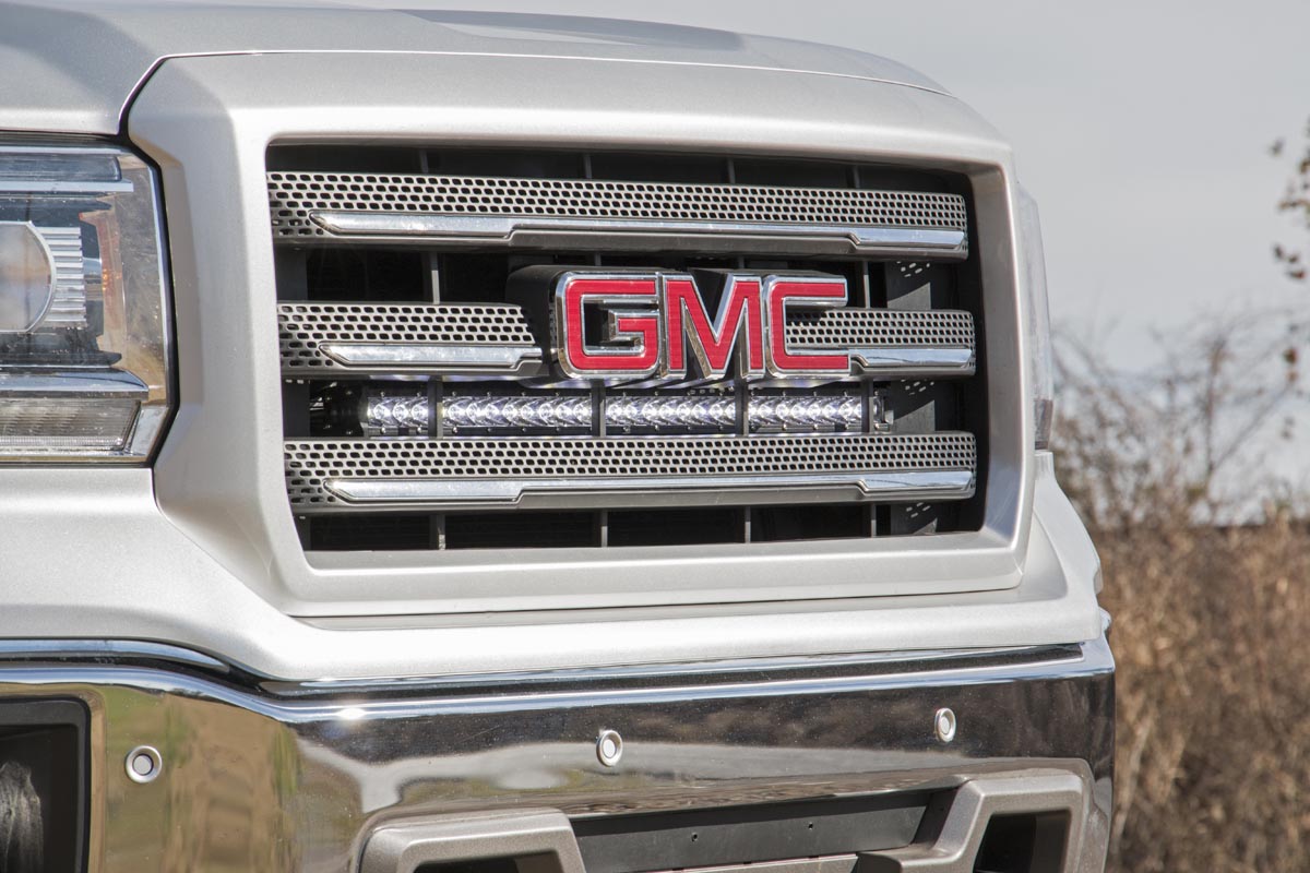 LED Light Kit | Behind Grille Mount | 30" Chrome Single Row | Chevy/GMC 1500 (14-18)