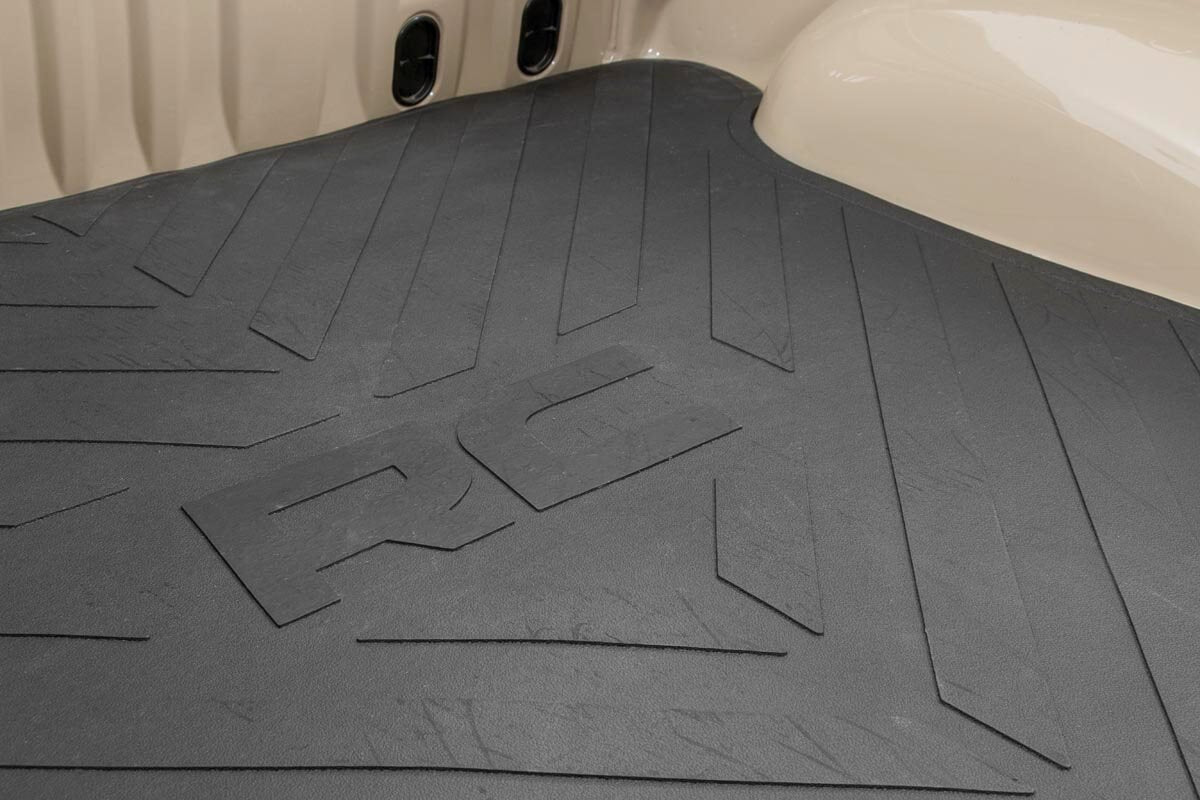 Bed Mat | 6'7" Bed | RC Logo | Chevy/GMC 1500 (19-23)