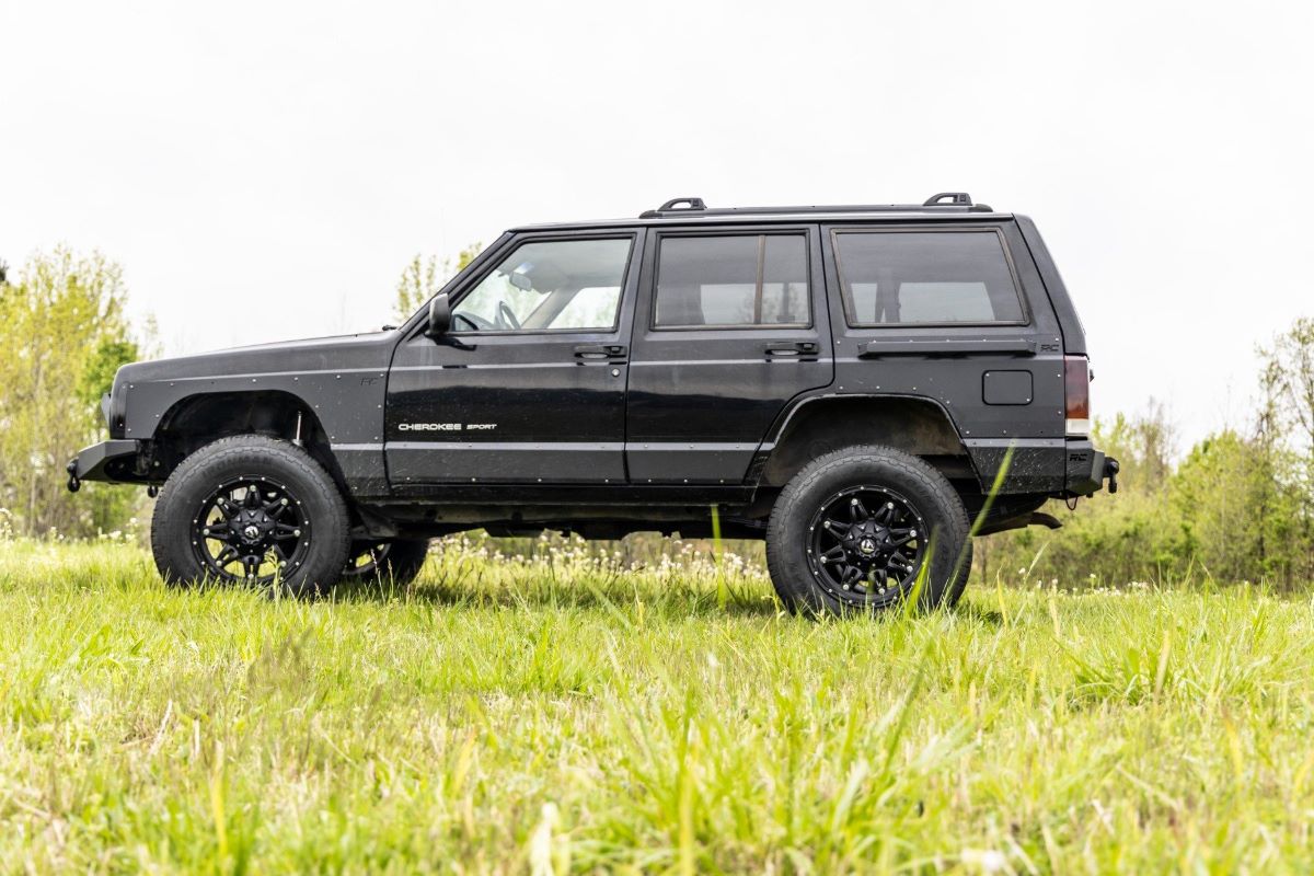 3 Inch Lift Kit | Rear AAL | V2 | Jeep Cherokee XJ 2WD/4WD (84-01)