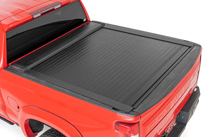 Retractable Bed Cover | 5'10" Bed | Chevy/GMC 1500 (19-23) - Off Road Canada