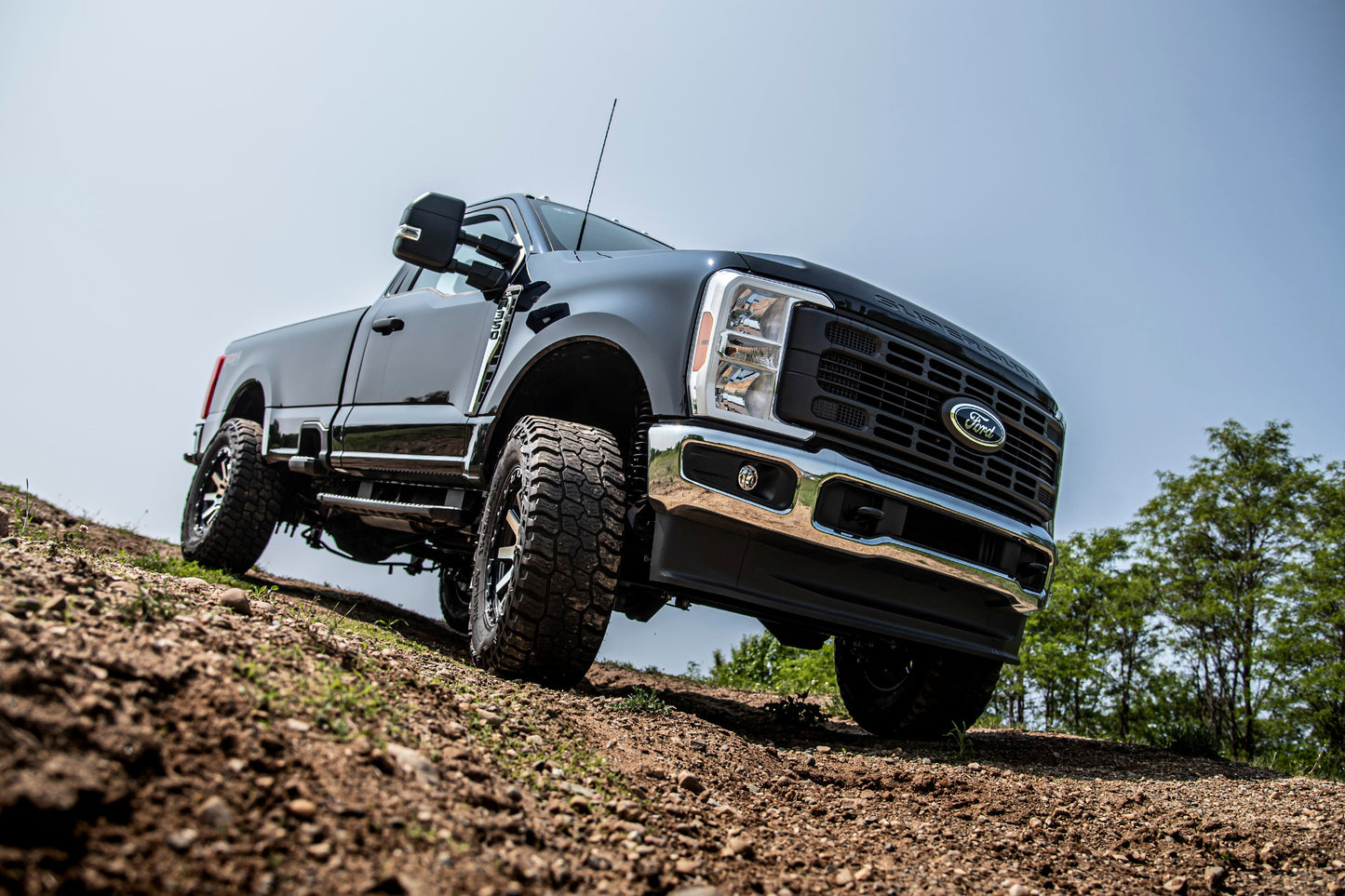 3 Inch Lift Kit w/ Radius Arm | Ford F250/F350 Super Duty (2023) 4WD