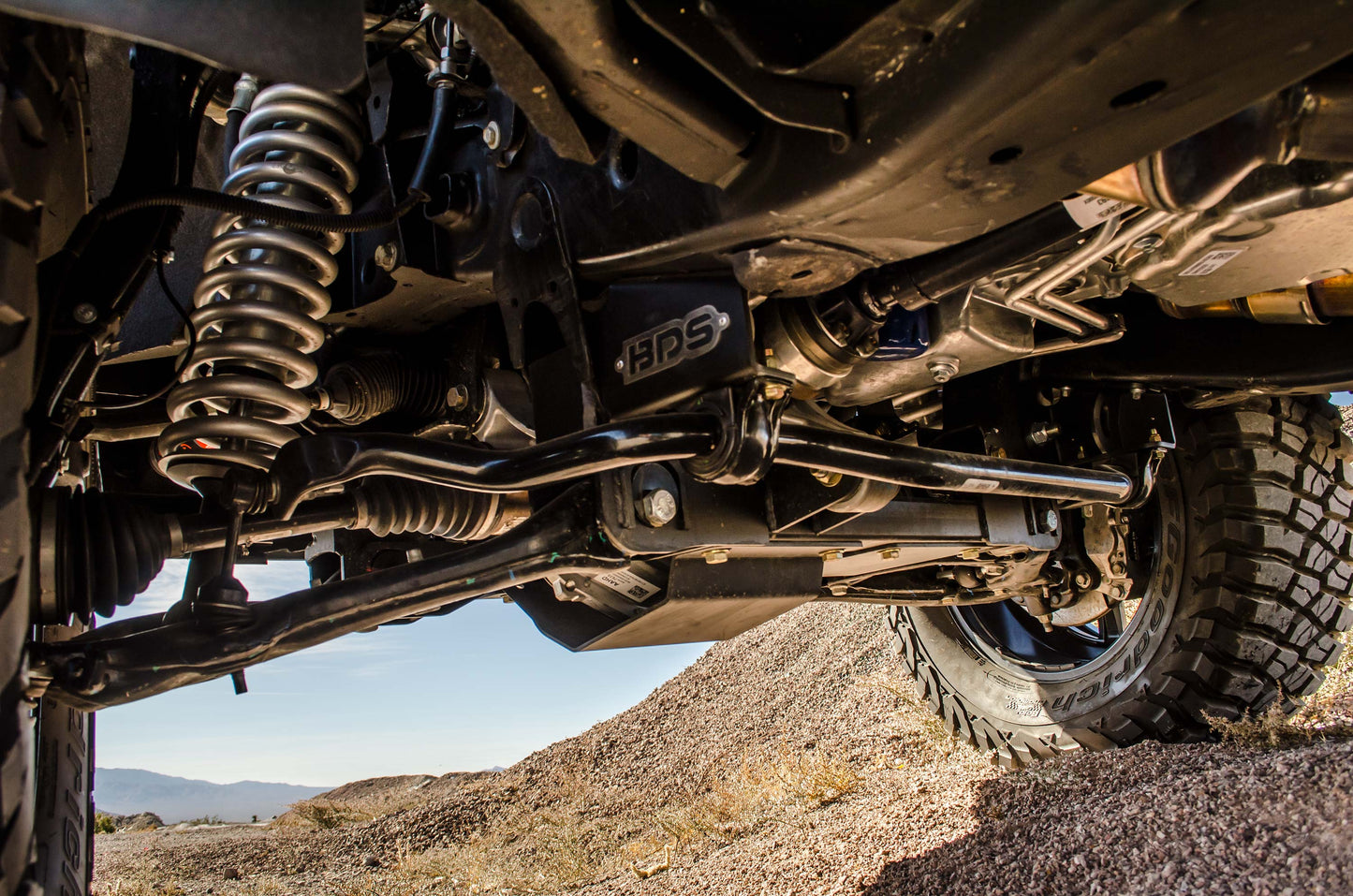 6 Inch Lift Kit | FOX 2.5 Performance Elite Coil-Over | Chevy Silverado or GMC Sierra 1500 (19-23) 4WD | Gas