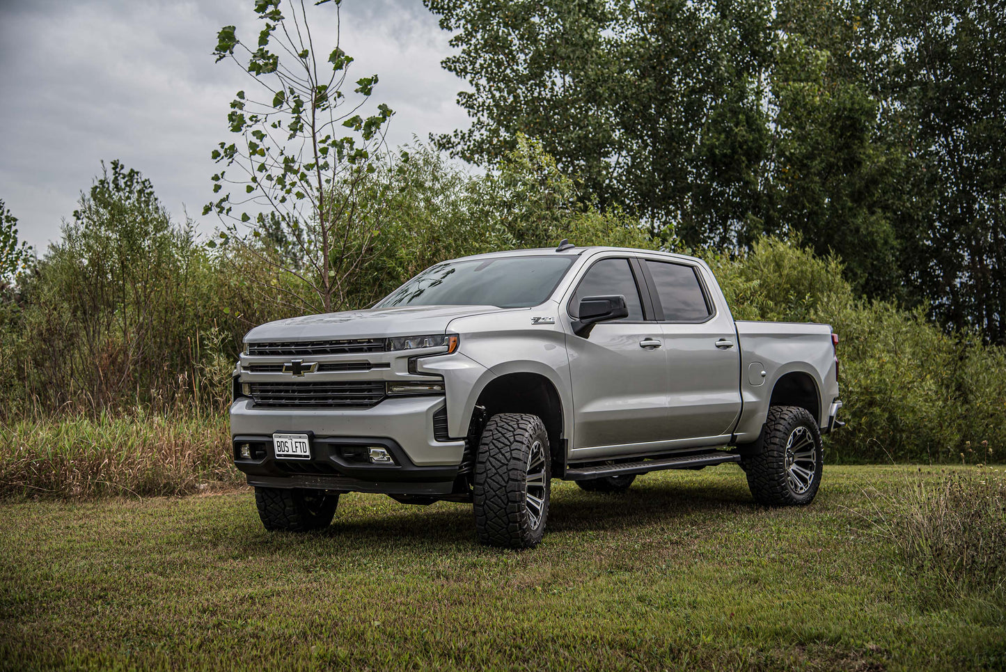 2.5 Inch Lift Kit | FOX 2.5 Performance Elite Coil-Over | Chevy Trail Boss or GMC AT4 1500 (19-23) 4WD | Diesel