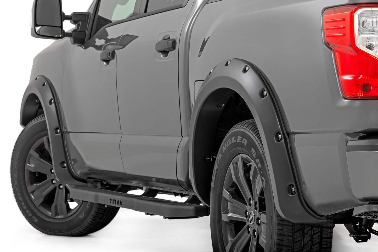 Traditional Pocket Fender Flares | Crew | K23 Brilliant Silver | W/O Emblem | Nissan Titan (17-23) - Off Road Canada