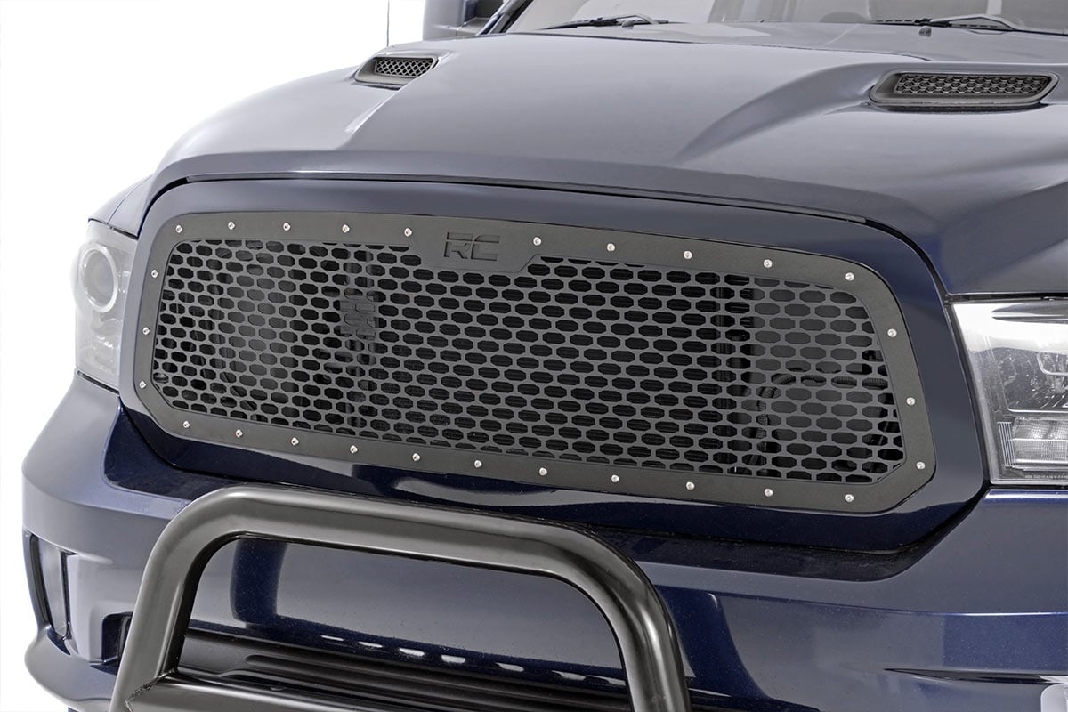 Mesh Grille | Ram 1500 2WD/4WD (2013-2018 & Classic) - Off Road Canada