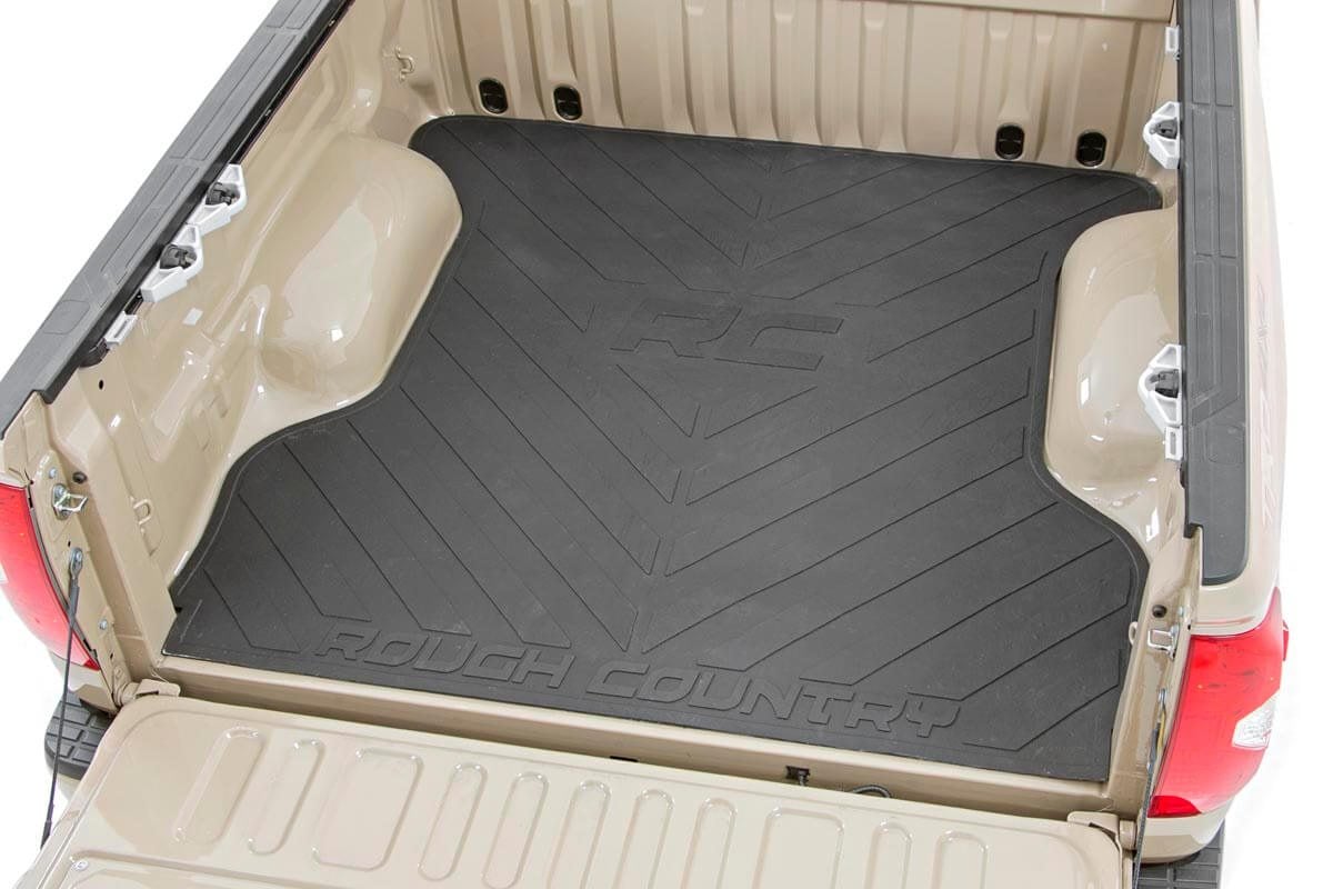Bed Mat | 5'7" Bed | RC Logo | Toyota Tundra 2WD/4WD (2007-2021) - Off Road Canada